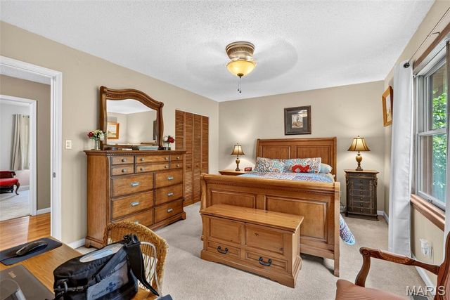 164 Country Squire Lane, Washington, MO 63090