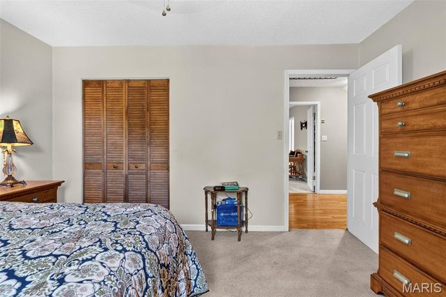 164 Country Squire Lane, Washington, MO 63090