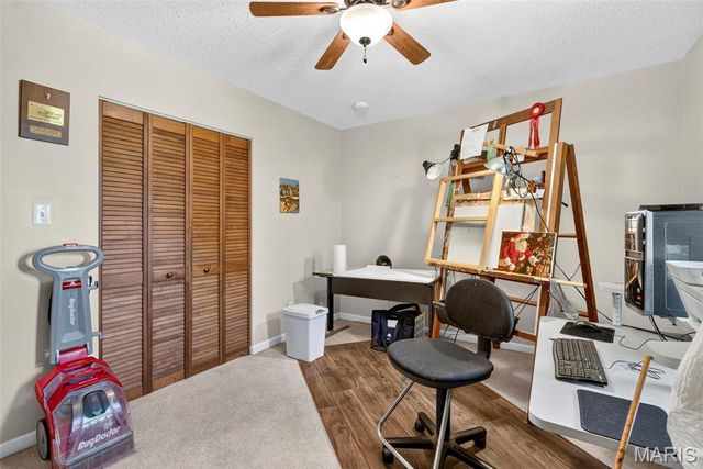 164 Country Squire Lane, Washington, MO 63090