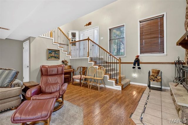 164 Country Squire Lane, Washington, MO 63090