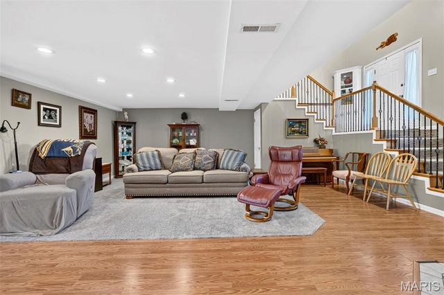 164 Country Squire Lane, Washington, MO 63090