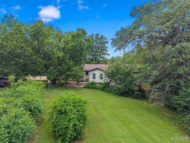 164 Country Squire Lane, Washington, MO 63090