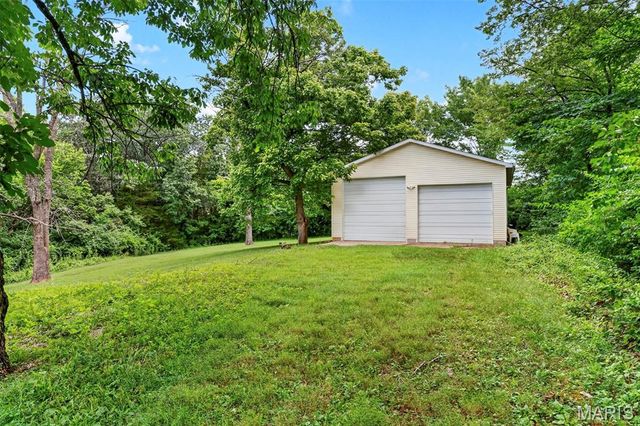 164 Country Squire Lane, Washington, MO 63090