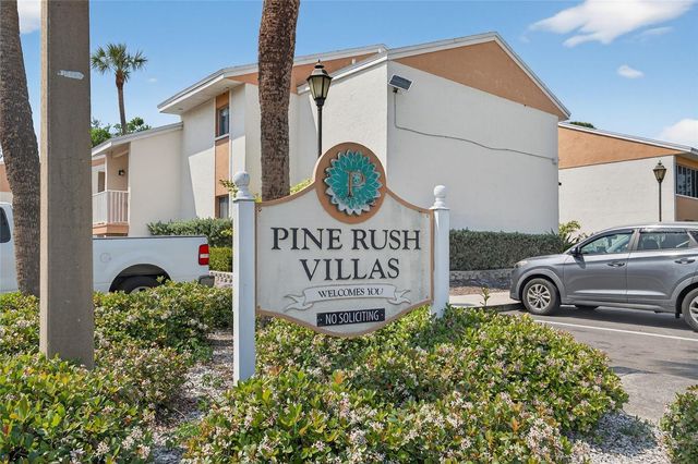 657 99TH AVENUE N 202, St Petersburg, FL 33702