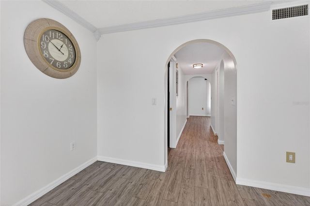 657 99TH AVENUE N 202, St Petersburg, FL 33702