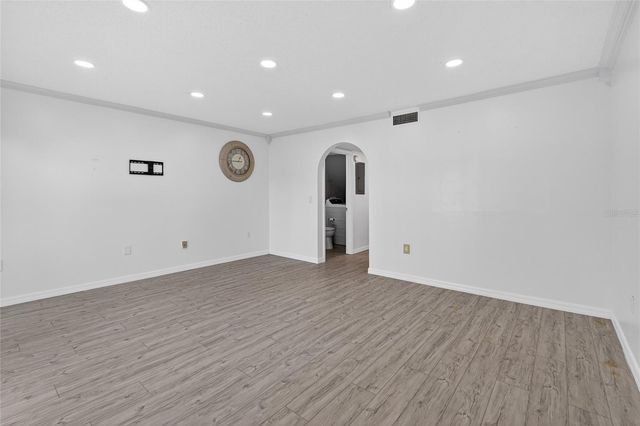 657 99TH AVENUE N 202, St Petersburg, FL 33702