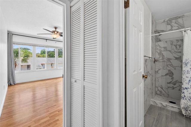 657 99TH AVENUE N 202, St Petersburg, FL 33702