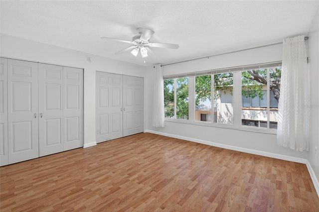 657 99TH AVENUE N 202, St Petersburg, FL 33702