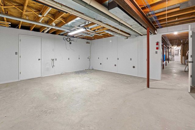 W6389 LINCOLN ROAD, Van Dyne, WI 54979