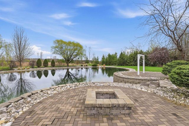 W6389 LINCOLN ROAD, Van Dyne, WI 54979