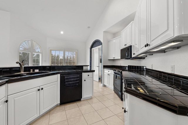 W6389 LINCOLN ROAD, Van Dyne, WI 54979