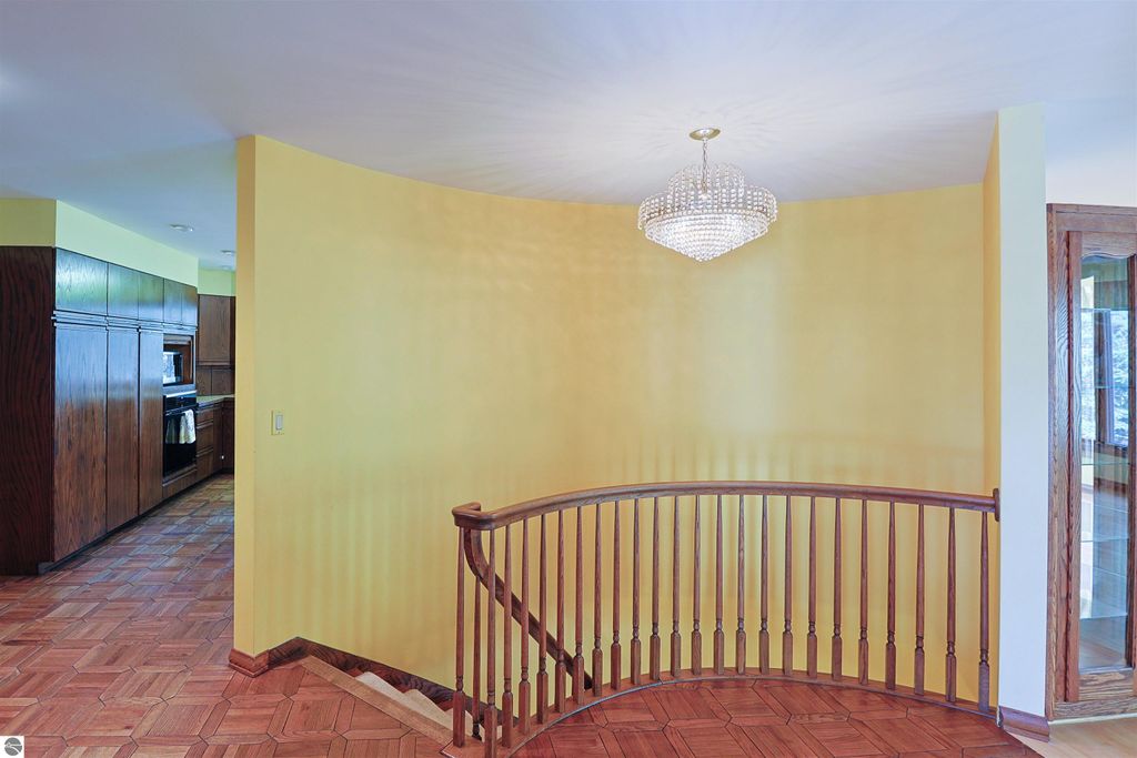 Image 10 of property listing at 555 E Deerfield Road, Mt Pleasant, MI 48858