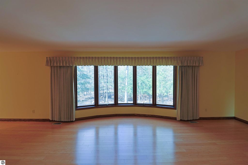 Image 21 of property listing at 555 E Deerfield Road, Mt Pleasant, MI 48858