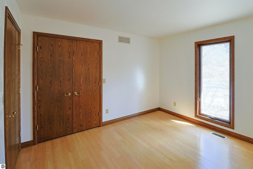 Image 22 of property listing at 555 E Deerfield Road, Mt Pleasant, MI 48858