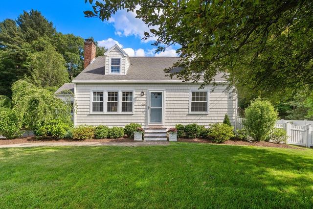 54 Jarr Brook Rd, Holliston, MA 01746