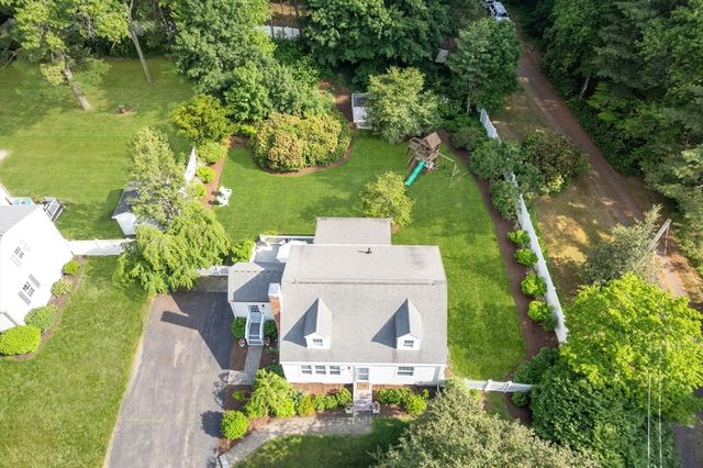 54 Jarr Brook Rd, Holliston, MA 01746