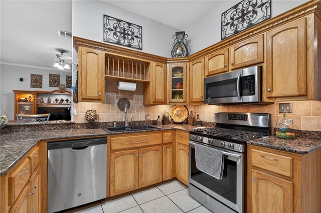 105 Young St, Odem, TX 78370