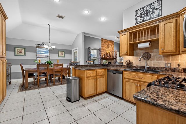 105 Young St, Odem, TX 78370