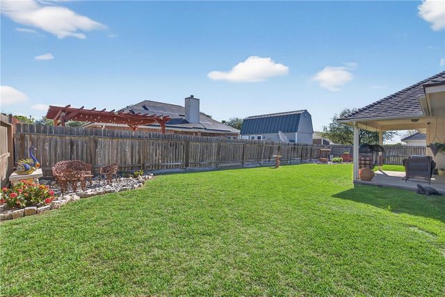 105 Young St, Odem, TX 78370