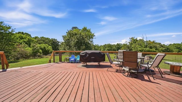 936 Cowboy Sams Drive, Trenton, GA 30752