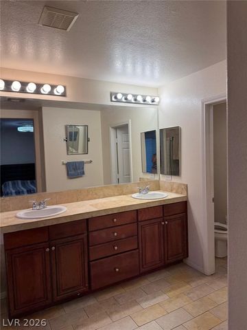 7608 Stray Horse Avenue, Las Vegas, NV 89113