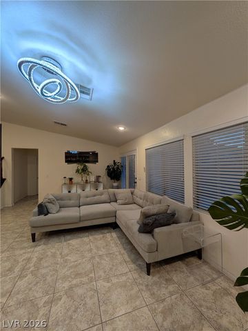 7608 Stray Horse Avenue, Las Vegas, NV 89113