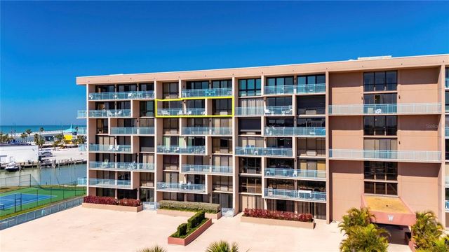 1 KEY CAPRI 604W, Treasure Island, FL 33706