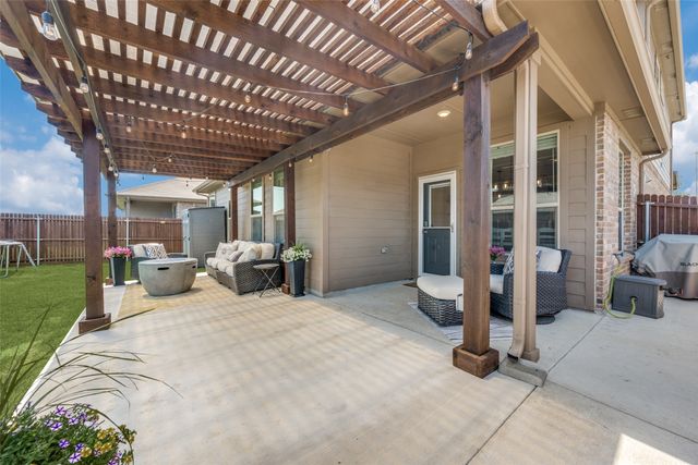 16048 Maldon Pass, Fort Worth, TX 76247