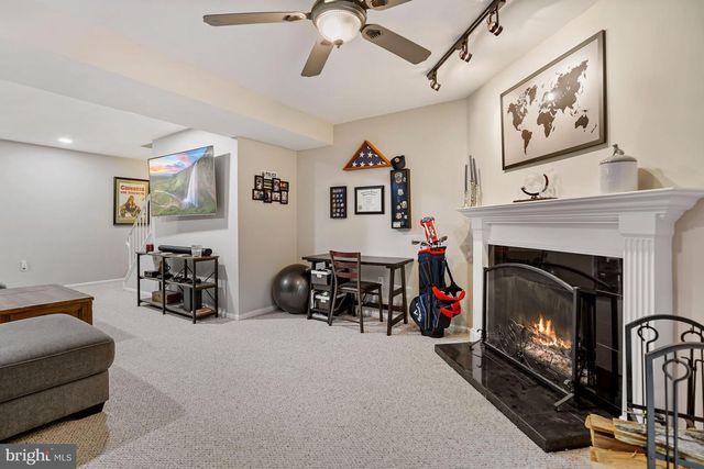 7930 BUBBLING BROOK CIR, Springfield, VA 22153