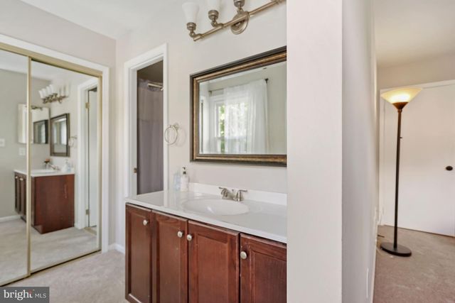 7930 BUBBLING BROOK CIR, Springfield, VA 22153