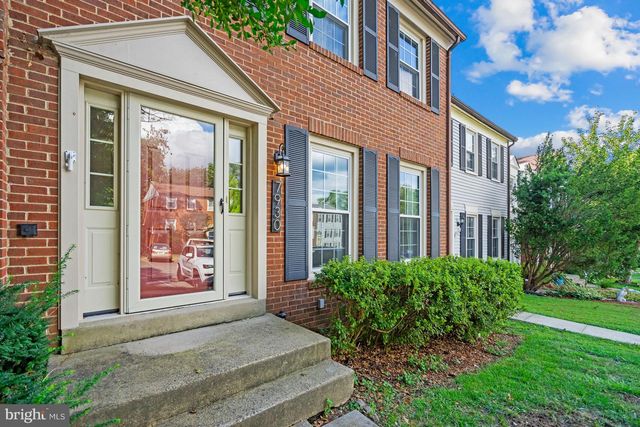 7930 BUBBLING BROOK CIR, Springfield, VA 22153