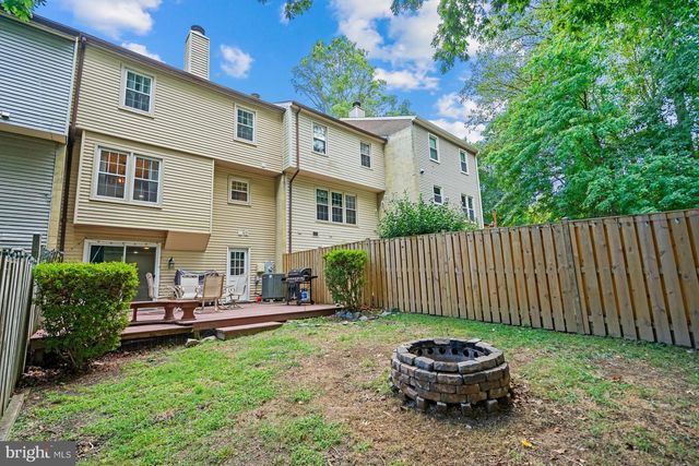 7930 BUBBLING BROOK CIR, Springfield, VA 22153