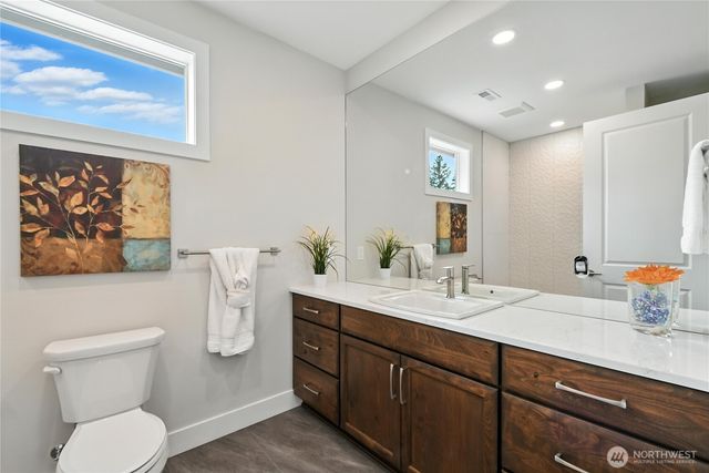 121 GASSMAN Road, Castle Rock, WA 98611