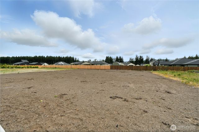 121 GASSMAN Road, Castle Rock, WA 98611