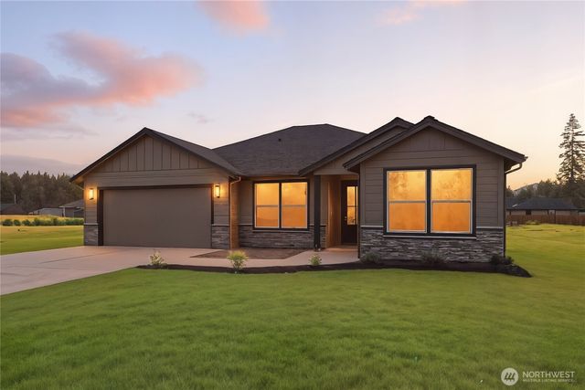 121 GASSMAN Road, Castle Rock, WA 98611
