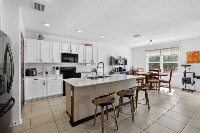 25099 BOLIVAR DRIVE, Punta Gorda, FL 33983