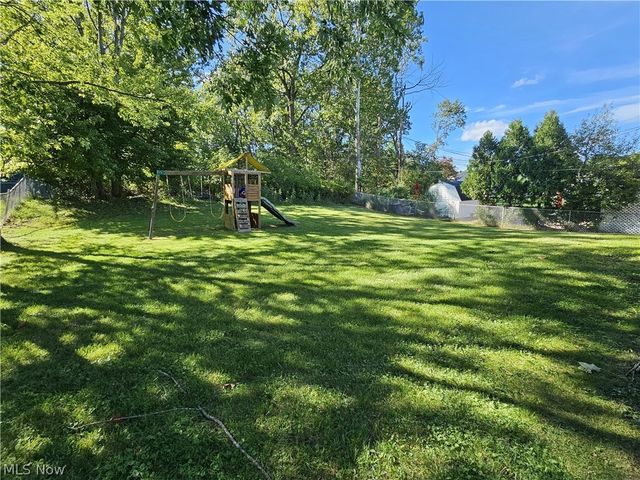 6698 Hedgeline, Bedford Heights, OH 44146