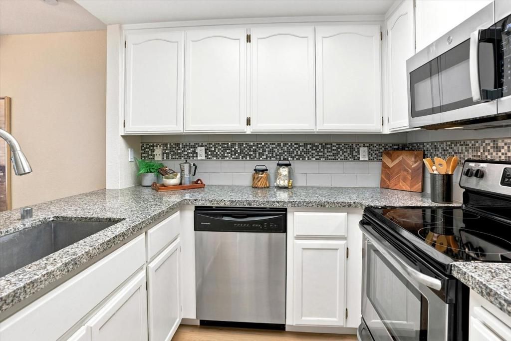 Image 18 of property listing at 343 Tradewinds Drive, San Jose, CA 95123