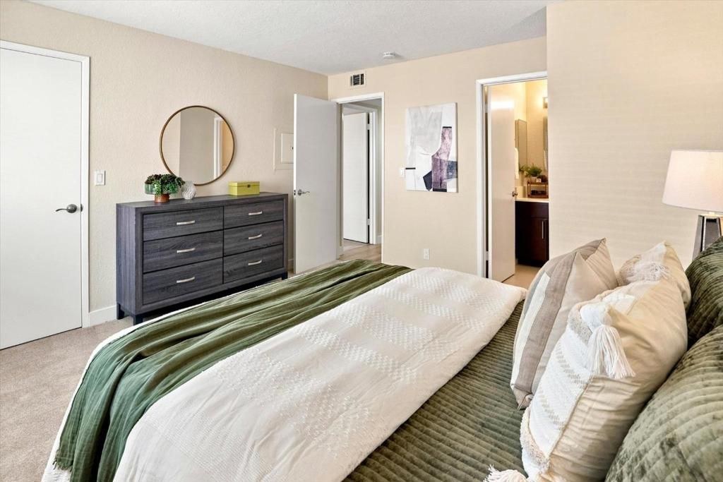 Image 25 of property listing at 343 Tradewinds Drive, San Jose, CA 95123