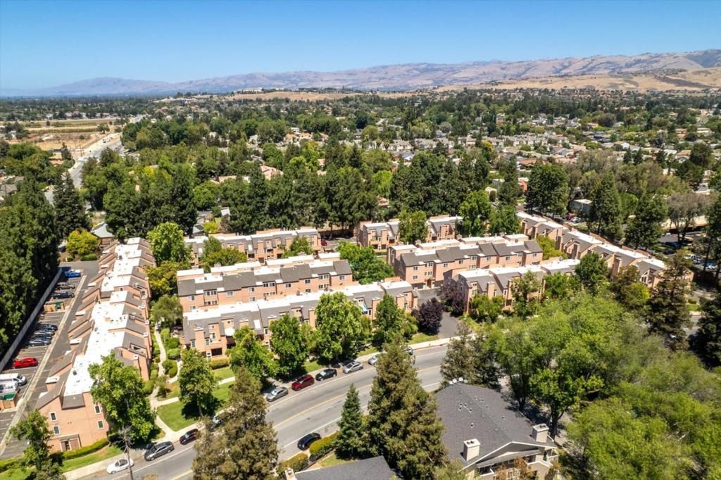 Image 39 of property listing at 343 Tradewinds Drive, San Jose, CA 95123