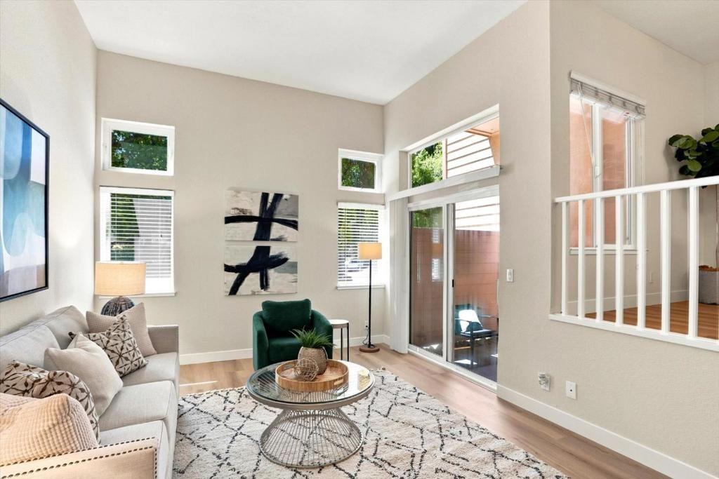 Image 7 of property listing at 343 Tradewinds Drive, San Jose, CA 95123