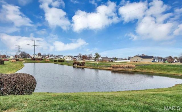 19 Homefield Gardens Drive 27N, O'fallon, MO 63366