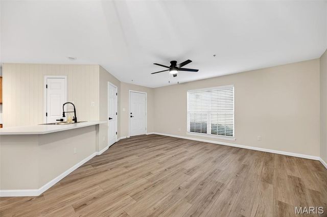 19 Homefield Gardens Drive 27N, O'fallon, MO 63366