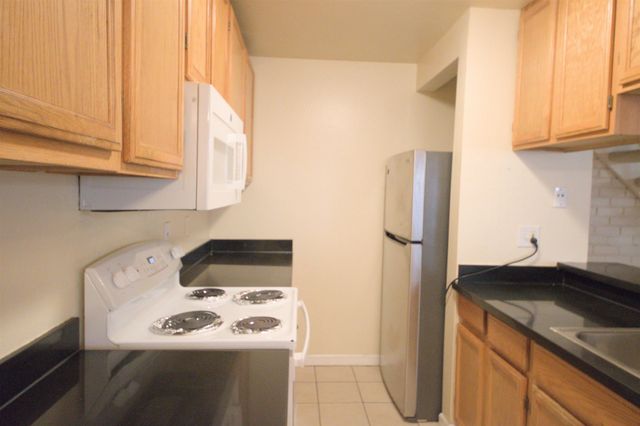 1214 Sycamore Dr 2, Antioch, CA 94509