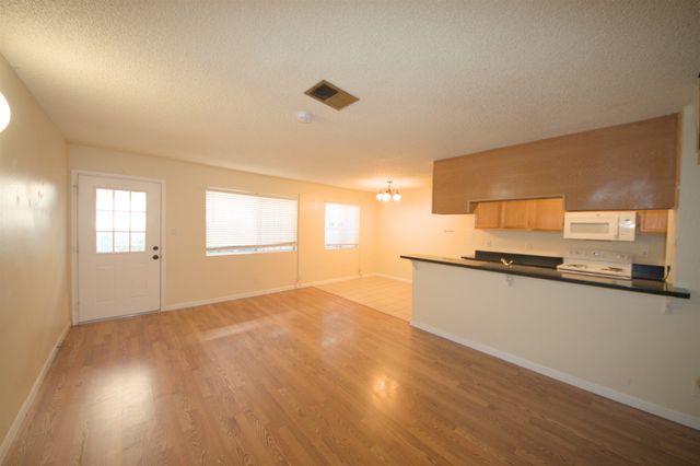 1214 Sycamore Dr 2, Antioch, CA 94509