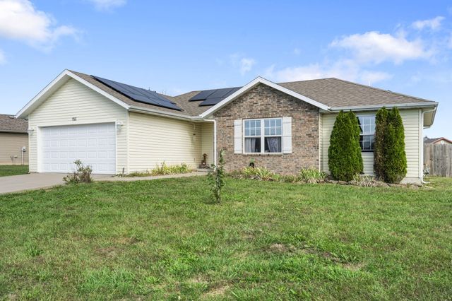 755 Woodlawn Street, Marshfield, MO 65706