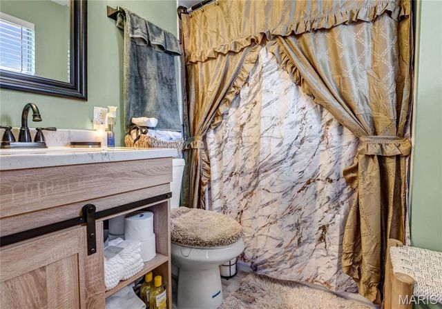 700 N Elizabeth Avenue, Ferguson, MO 63135