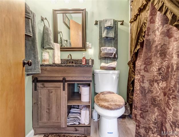 700 N Elizabeth Avenue, Ferguson, MO 63135