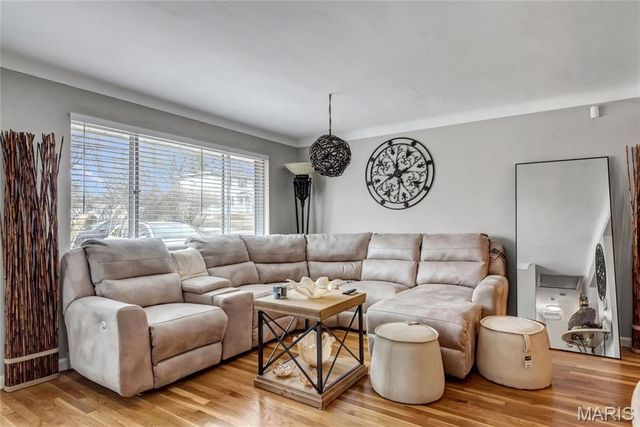 700 N Elizabeth Avenue, Ferguson, MO 63135