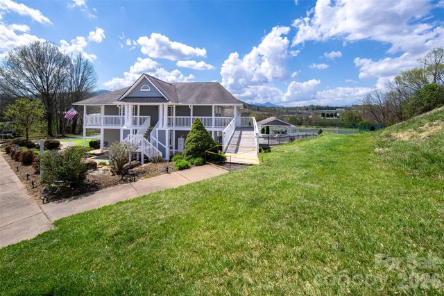 803 Woodlea Court, Asheville, NC 28806